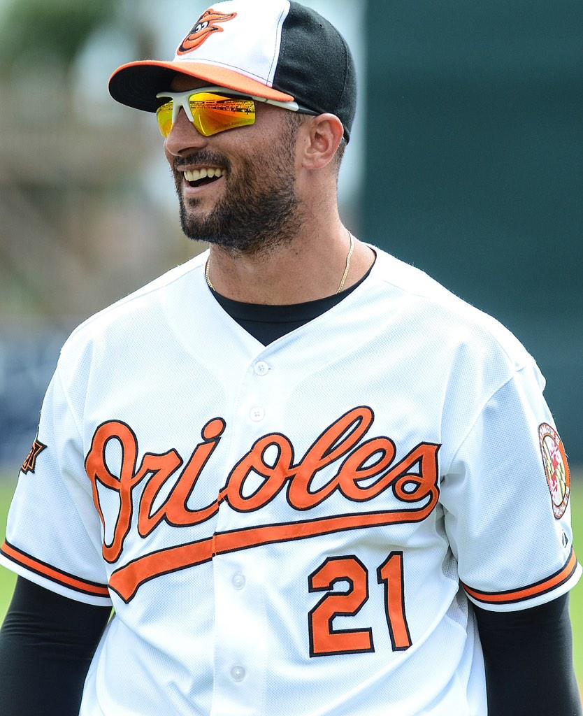 Happy 31st birthday to Nick Markakis! Wouldnt a contract from the Os sometime soon be a nice birthday present? 