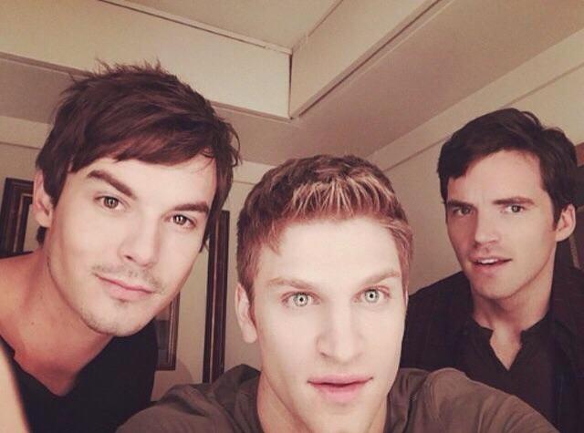 samiirra's tweet photo. “@Officialhotguys: http://t.co/YEiH2GVoqU”