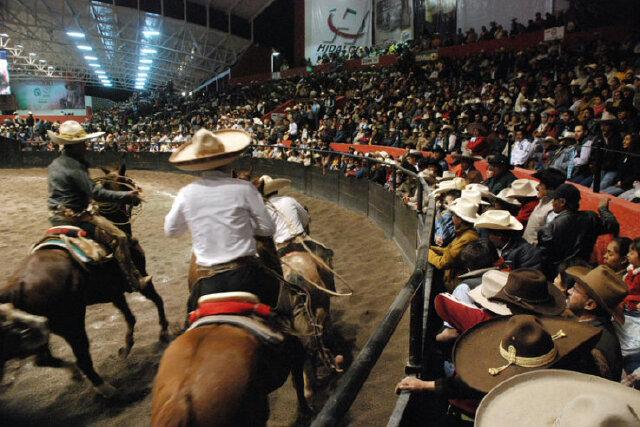 cucomiranda's tweet image. Antes de ir al matrimonio aunque parezca feo... Pide primero la pasada de tanteo