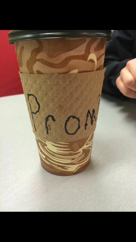 golden_jillie's tweet photo. prom proposal starter pack http://t.co/ZqsmIsJSx9