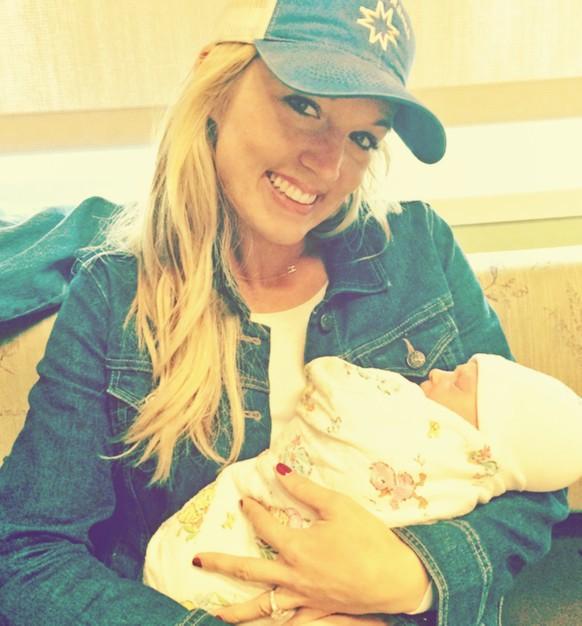 Niece #25 is here!! ☺️ Welcome to the world Lexi Jade!