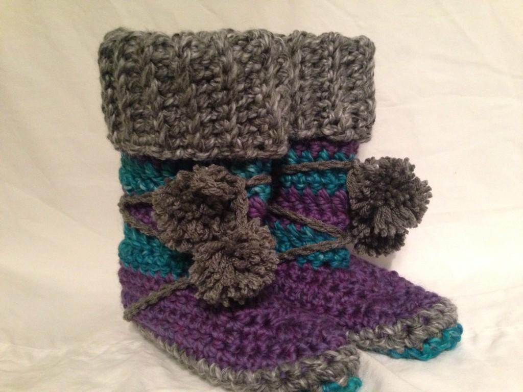 BabyBooCrochet's tweet image. Slipper boots for my amazing hairdresser #christmaspresent