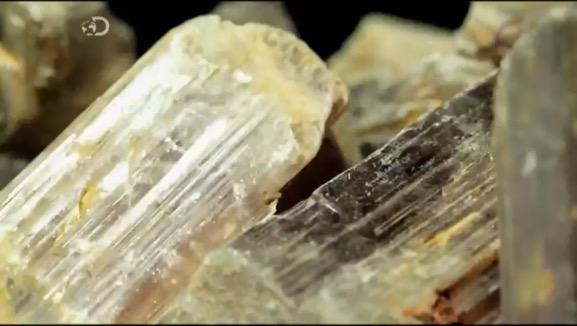 OnRateRien's tweet photo. #GameOfStones en Turquie à la poursuite de la Zultanite @DiscoveryFR 
#onraterien http://t.co/kzdhxcgrve http://t.co/CPf2jUhomd
