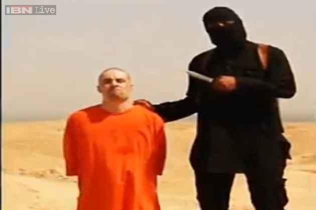 CNNnews18's tweet photo. FRENCHMAN INVOLVED | At least 380 French nationals involved in Jihadi activities in Syria and Iraq #ISISBeheading http://t.co/YLwQfbIDuX