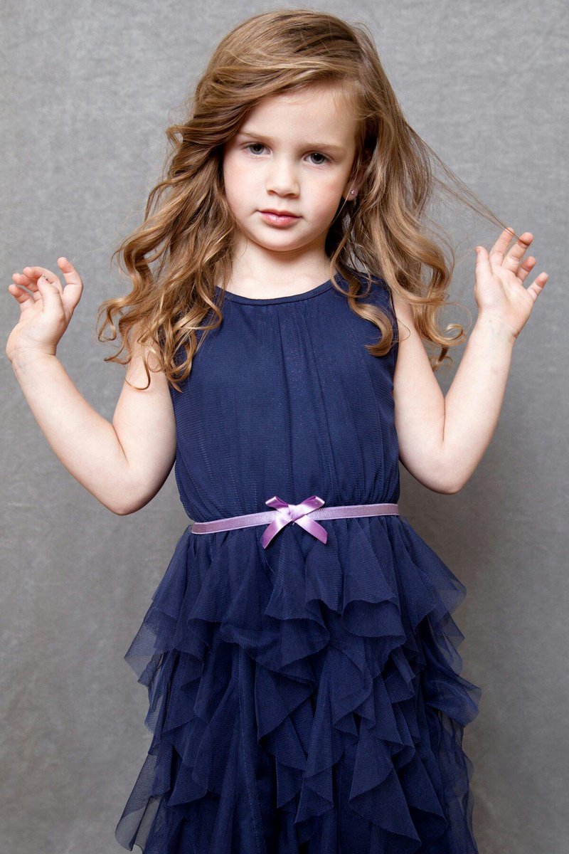 debacarynmodels's tweet image. My little one..  😀