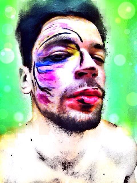 zolthebolt's tweet photo. @ladygaga #goodbyeARTPOP #creativerebellion #gypsies4life #pawsup #monsterlife http://t.co/w8F1J2sQcz