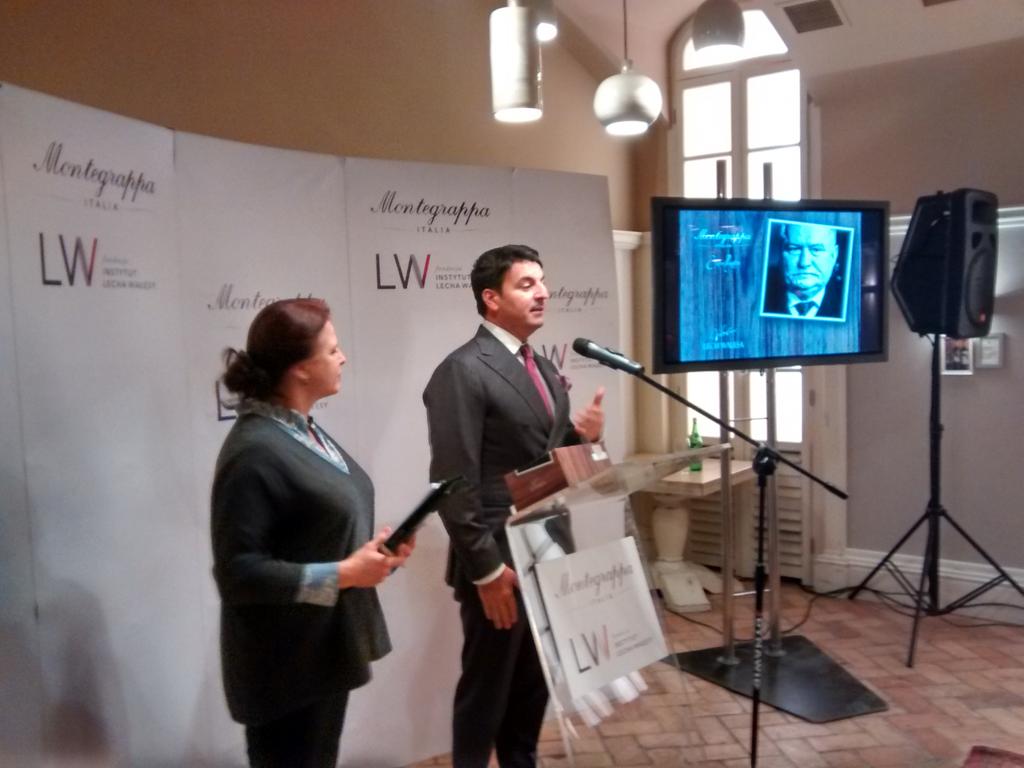 InstytutLW's tweet photo. Premiera pióra Lech Wałęsa Excellentia firmy Montegrappa w Restauracji Chianti w Warszawie. http://t.co/nndMUmVjV1