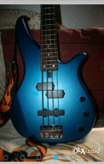 Dijual bass yamaha RBX270 kondisi mulus ori toko minat PM....
51A806D7/082155790909