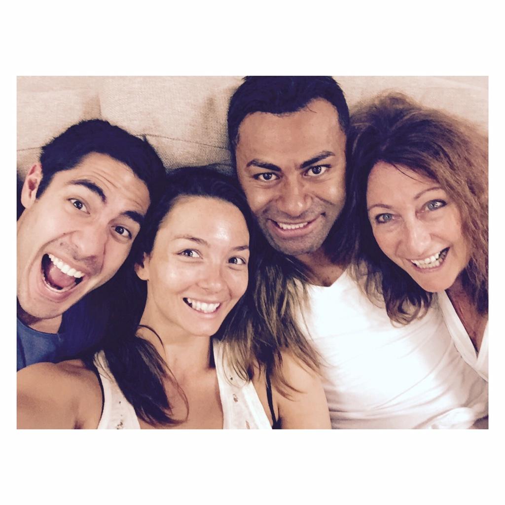 TheRickiLee's tweet photo. Whatever happens tonight...I've made life long friends in these three homies! I ❤️ @lynnemcgranger @tai_hara @DROD_15 http://t.co/ElCGF6tcO2