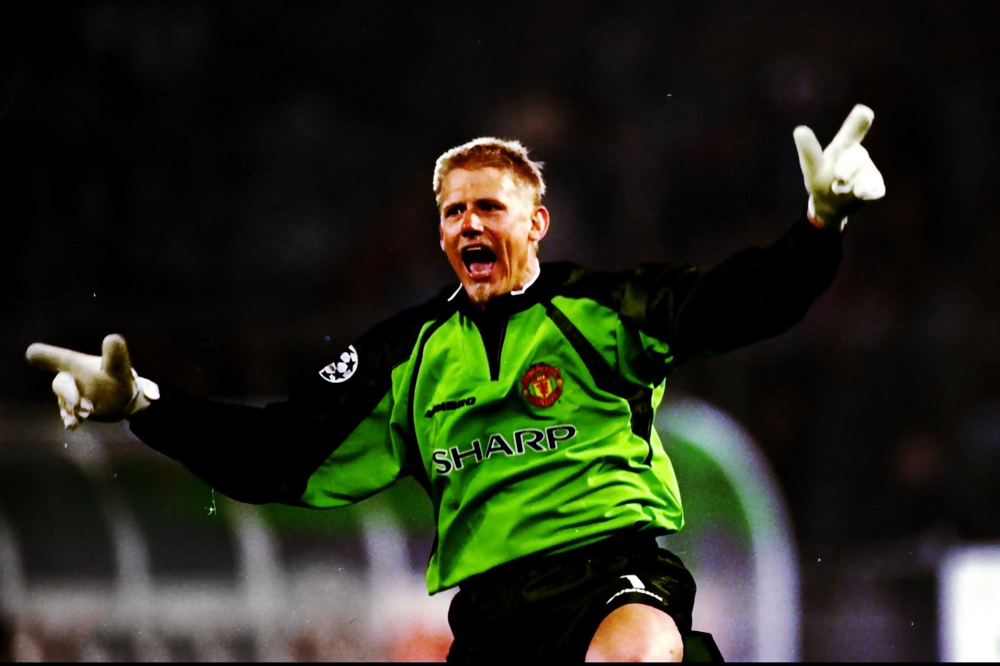Happy 51st Birthday to Uniteds best ever keeper Peter Schmeichel. Thanks for all memories at  