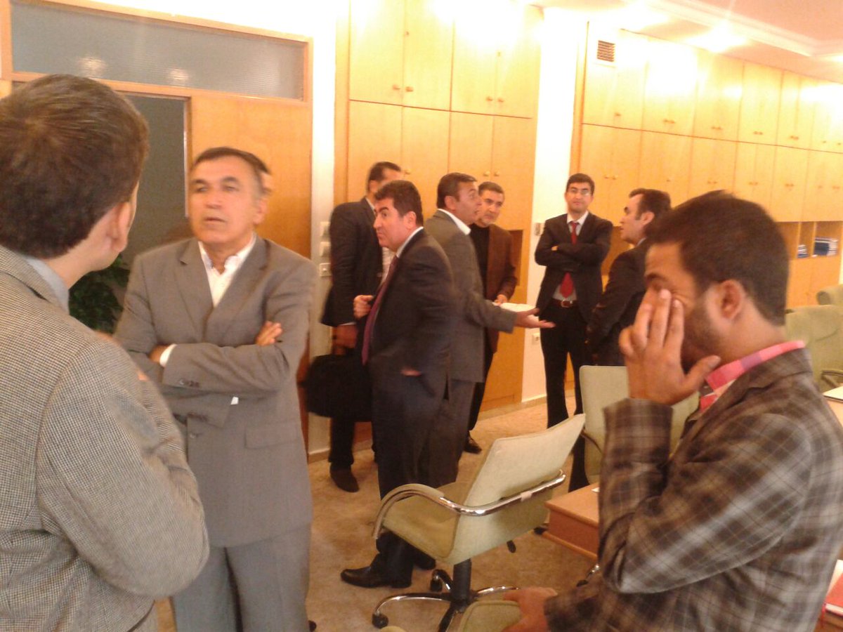 SolarTurkEnerji's tweet photo. Solartürk Enerji öncülüğünde Sn.Halil Mazıcıoğlu başkanlığında Büyükşehir Belediyesinde Sektör sorunları tartışıldı. http://t.co/Ji4A4cMAL3