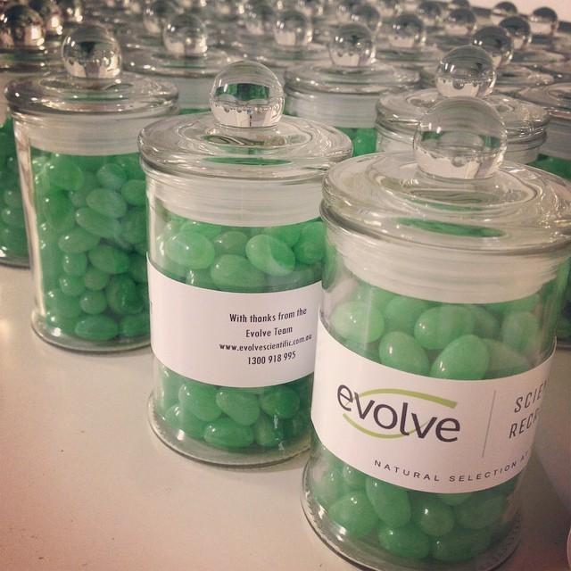 weddingbling's tweet image. Corporate order in progress! Mini French jars with mini Apple jelly beans. #weddingbling #favourpackaging #client...