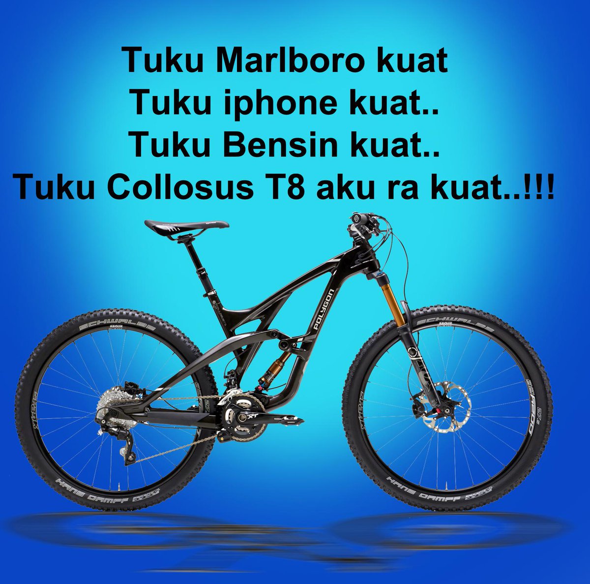 borac_com's tweet photo. Melambai k kamera"@TurenBersepeda: pean sabar o pak..haha RT "@bnp_alle: @TurenBerbahaya @TurenBersepeda @borac_com http://t.co/KdSJXs3zUx""
