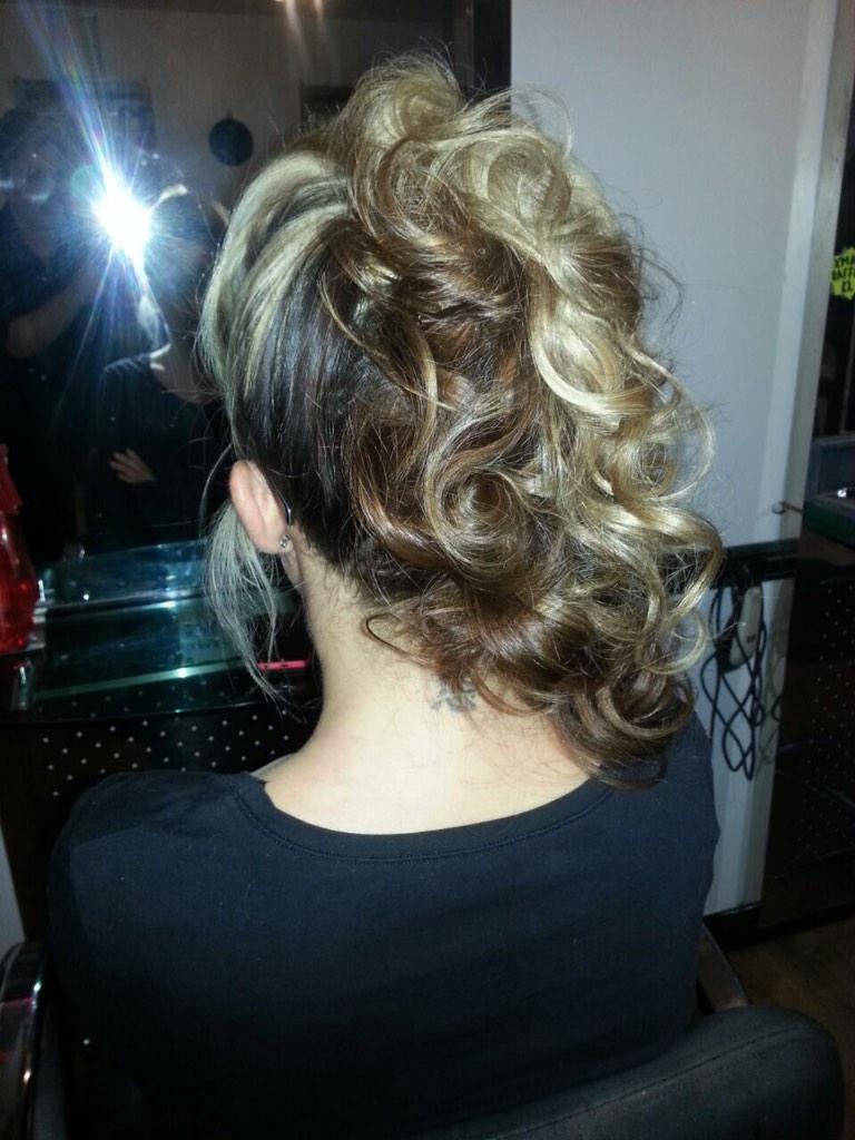 TonesHairDesign's tweet photo. Christmas party's??? Why not treat yourself to a lovely hair up with Kez just £15 and look fabulous! http://t.co/XF4pEPmRKE
