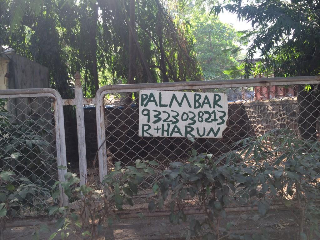 shreesiddharth's tweet photo. This happens only in India. http://t.co/f73RlQDOt3