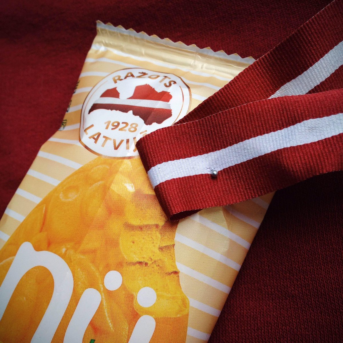 Nü Fruit sveic valsts svētkos! :)