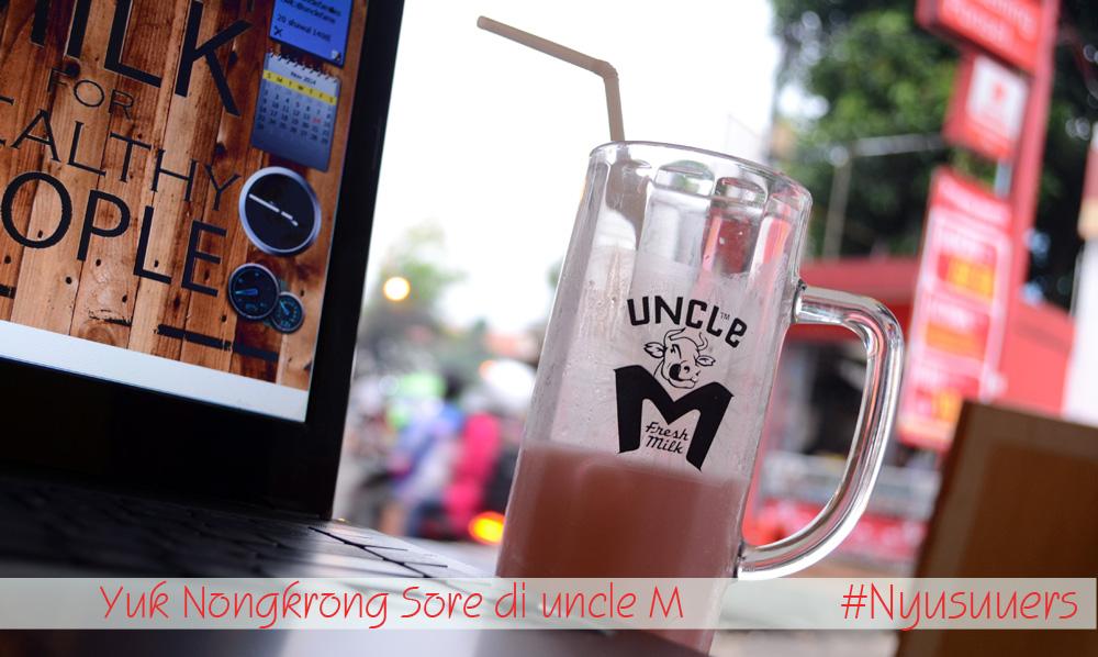 Uncle_Milk's tweet photo. yuk nyusuu sore di uncle M @Univ_Pakuan @UnivertsPakuan @kompak_bgr #kulinerbogor #kulinerbgr #freshmilk #nyusuuers http://t.co/QtW499kInX