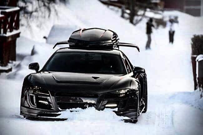 Ya viene... #r8 #audir8 #wintermode #cold #snow