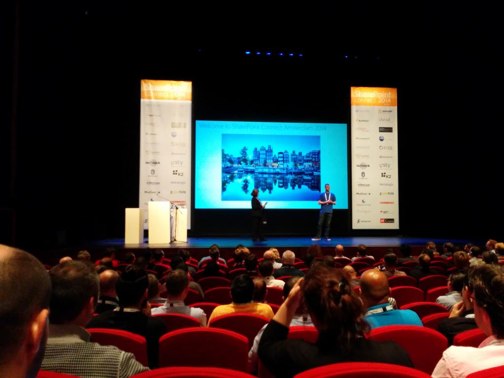 leonzandman's tweet image. Kick off! @SharePTJasper #spcon14