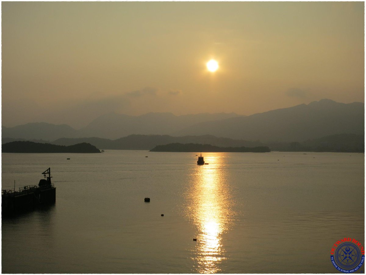 Outwardboundhk's tweet photo. Sunset~ http://t.co/O7YnCvi2sq