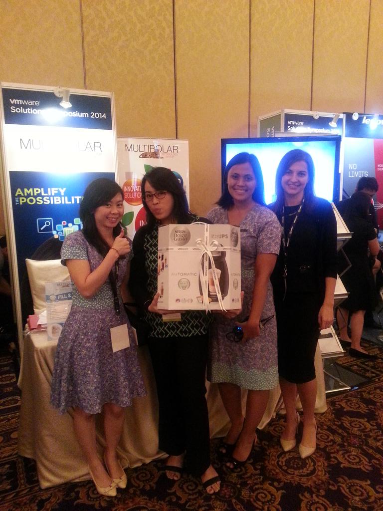 susimarlon's tweet photo. Yay!!Let's hv cup of coffee @lisagoh @dinasutiani @Tell_thessa @Hardi_Zen @teuthe @evibito #VSSID #MLPT http://t.co/hTCTSOidYe