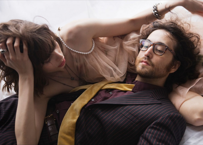 actorsworkshop's tweet photo. A pesar de lo que se esperó de él, Sean (hijo de John Lennon y Yoko Ono) se apasionó por la actuación y no la música. http://t.co/0aWmfO185h