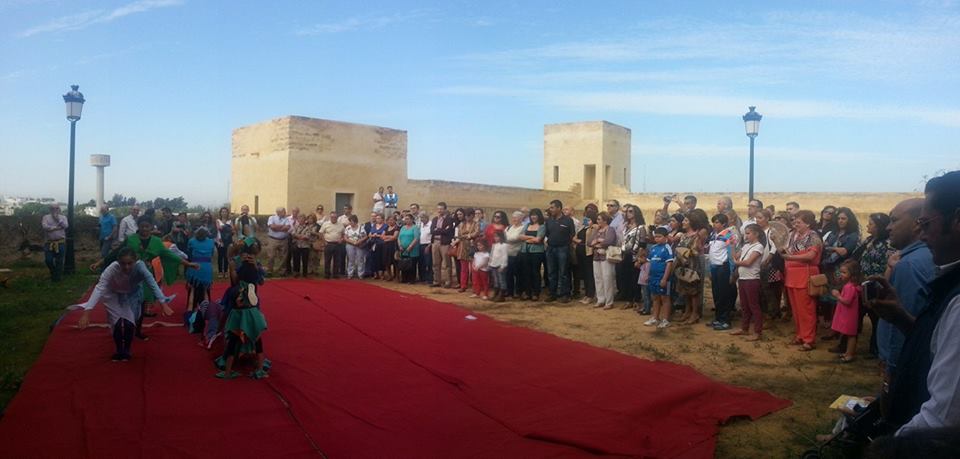 uciudad's tweet photo. #UTRERA-SÁBADO 22-VISITAS DRAMATIZADAS GRATUITASApúntate en Casa de Cultura.Hospital de Santa Resurrección y Castillo http://t.co/jcSmsnCzuE