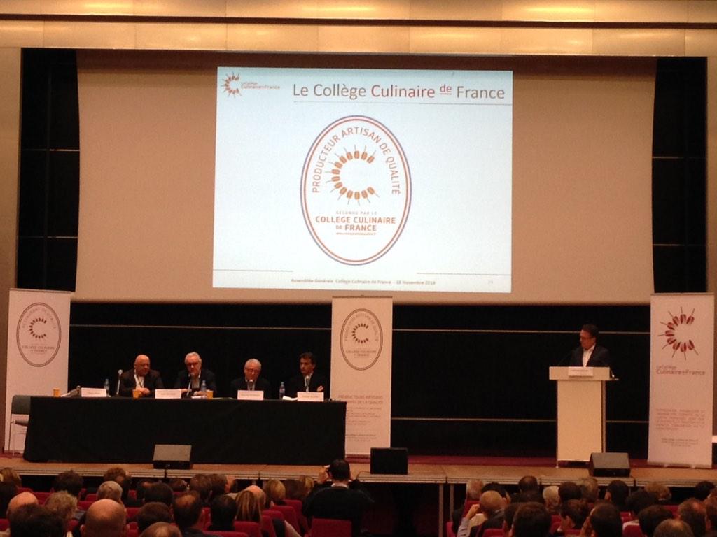 Agence5P's tweet photo. Conf de presse pour présenter l'appellation Producteur Artisan De Qualité aux journalistes &amp; blogueurs cc @R_Qualite http://t.co/GY4y7munv7
