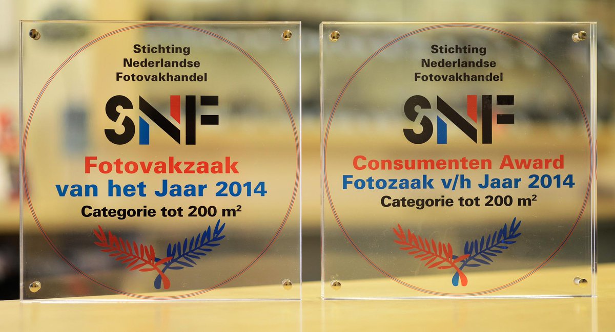 Superblij met onze #awards voor 'Beste Fotozaak van het Jaar 2014'! #trots #keuzekamp #SNF14