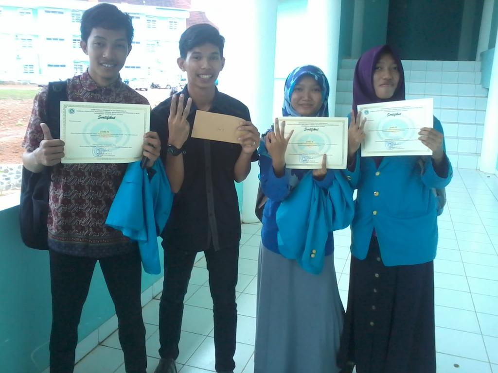Arifinkonseptor's tweet photo. Alhamdulilah jadi pemenang..   Cukup jga 4 hari  buatnya....  Aku ingin adc2  yg lain jga bedellau http://t.co/EdjpcXp6H3