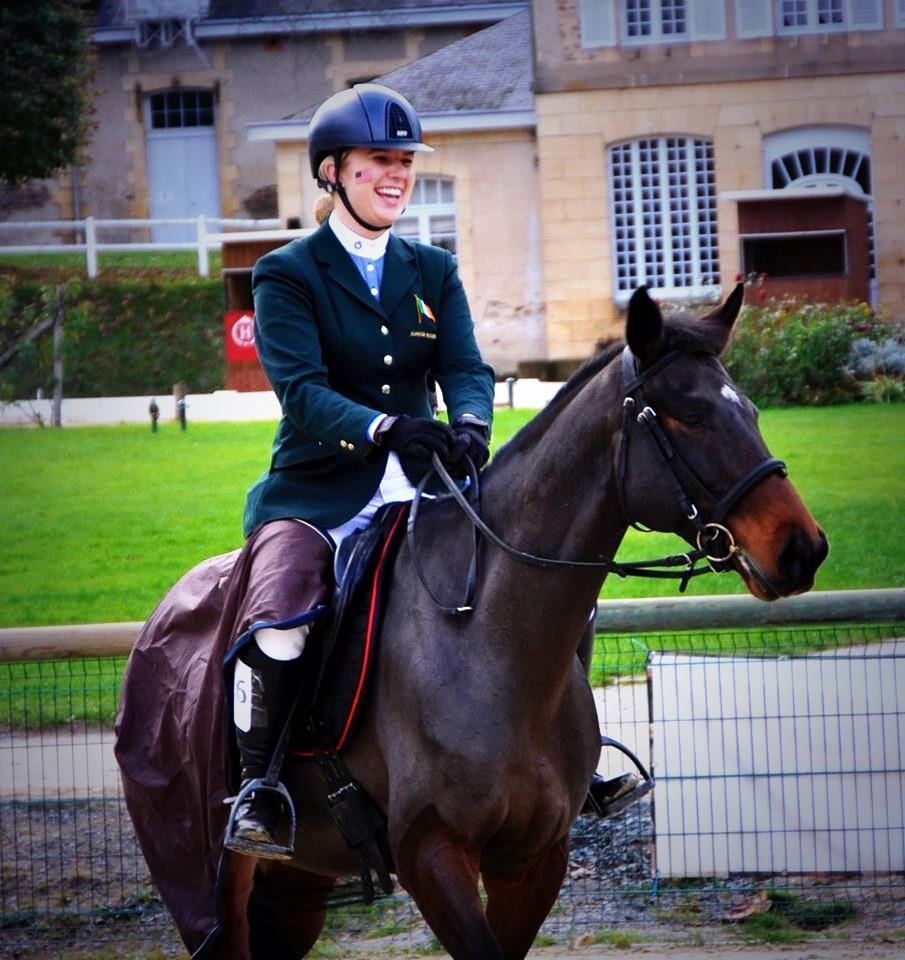 HorseSportIRL's tweet photo. “@ToriDixon_: Student Riders Nations Cup, Pompadour France!🐴🍀🏆

 @IURCA_ @TeamIRLEq  @EventingIreland http://t.co/bNiQktM16v”
