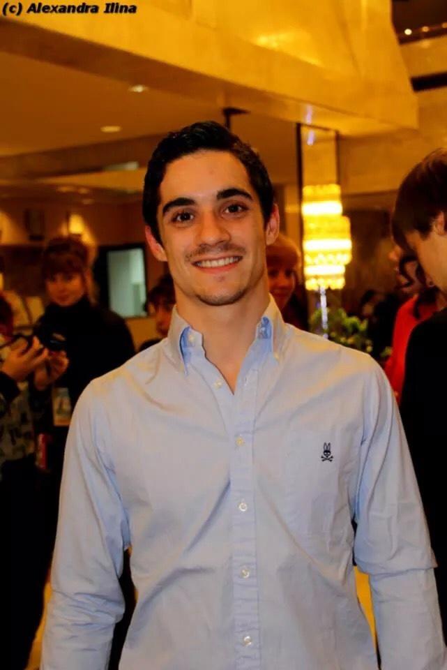Meiln9255's tweet photo. #CoR14 Banquet
https://t.co/H9nsho33f3 http://t.co/dQ0JvfNluj