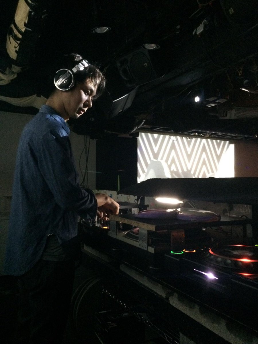 sailor_chainsaw's tweet photo. チョクトさん #MOGRA #aki3 http://t.co/YfJB1E85y1