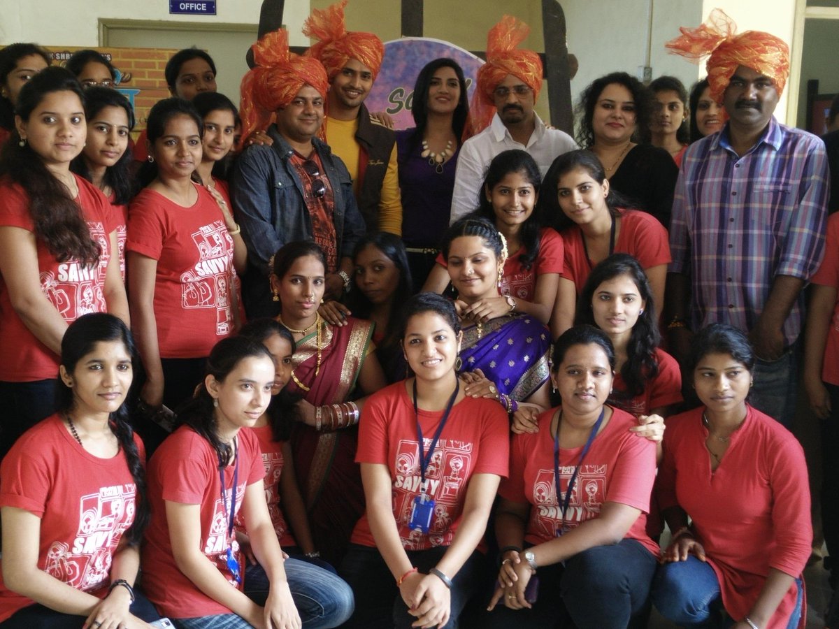 MissMatch12Dec's tweet photo. Miss Match Team at Savvy Women's Fest 2014 http://t.co/leKznCpZLK