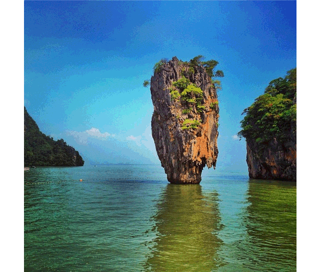 allmyfaves's tweet photo. James Bond Island @torenguy
http://t.co/IEdAaMK9uk
#landscape #inspiring http://t.co/fPS0OKOJKS
