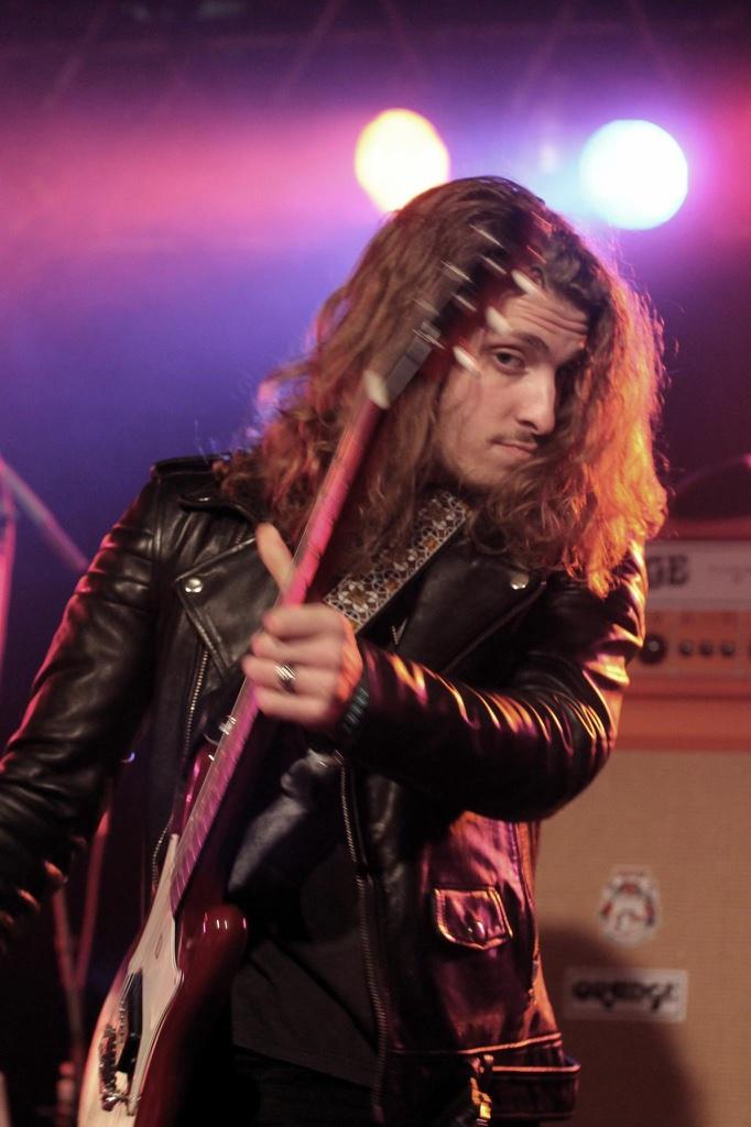 CaliBreedBand's tweet image. Glenn Hughes @glenn_hughes &amp;amp; Andrew Watt @Andrew50Watt of @CaliBreedBand LIVE in Germany 2014 #CaliforniaBreed