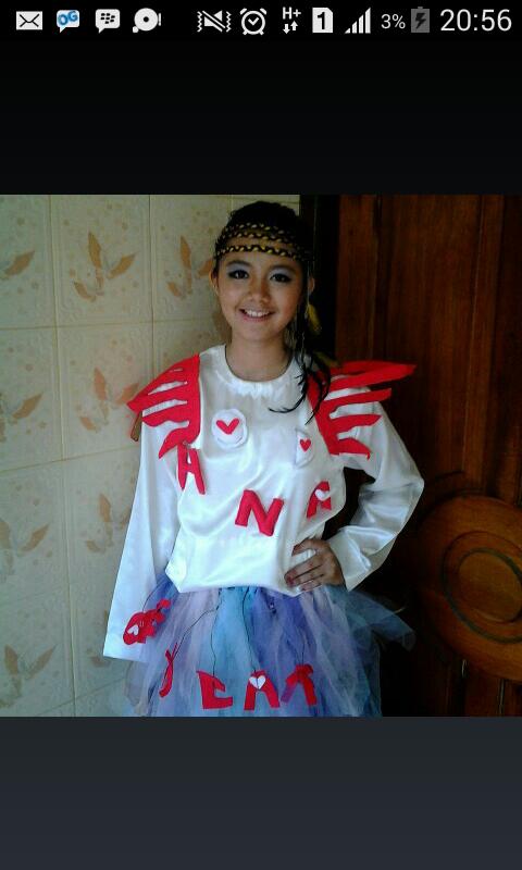 sman3MTR's tweet photo. Ini nih persembahan kostum dari kami kepada HONDA, krn HONDA tlh mendukung smanti dan #HSO2014 ini♥ @mayohondaNTB http://t.co/mgPsKswlfr