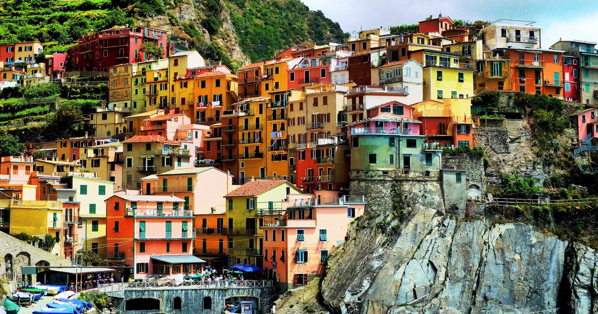 lonelyplanet's tweet image. Have you got a favourite? MT @boredpanda: Stunning Cliff-Side Towns &amp;amp; Villages boredpanda.com/cities-on-clif… #travel #lp