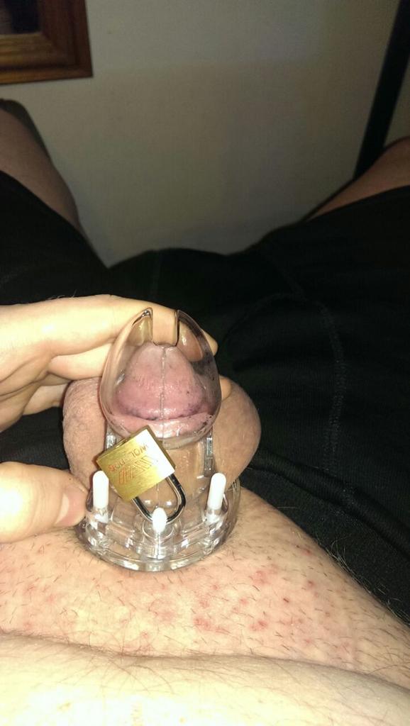 Gothi_N's tweet photo. Teensy weensy itsy bitsy tiny little excuse for a clit.  @HMMark1984 
#blackmail #humiliation #CNC http://t.co/GJGlC9SKTu