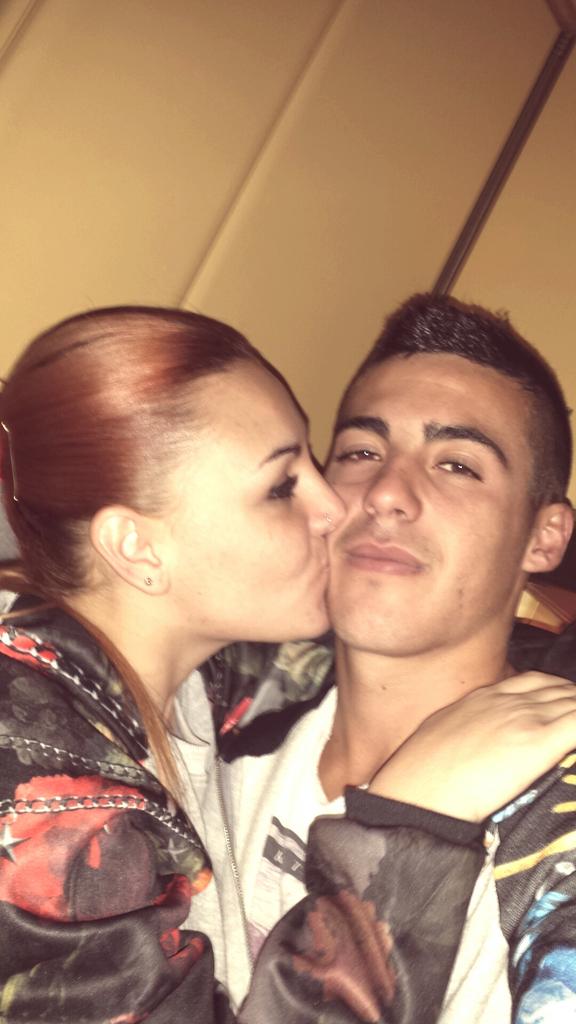 orozco994's tweet photo. Mi niña wapa 😙😙 @albaazapata http://t.co/WxlTHeG4P3