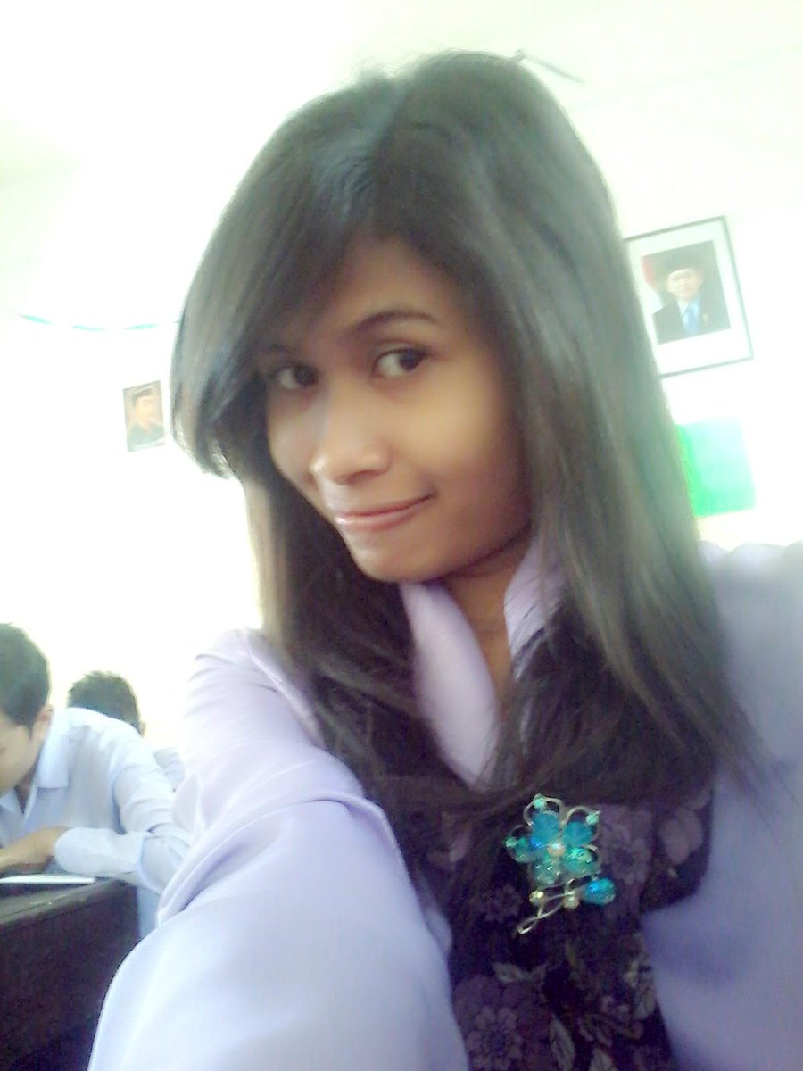 AyuMerdiana's tweet photo. lgiii ;) http://t.co/OD2AQoJEpS