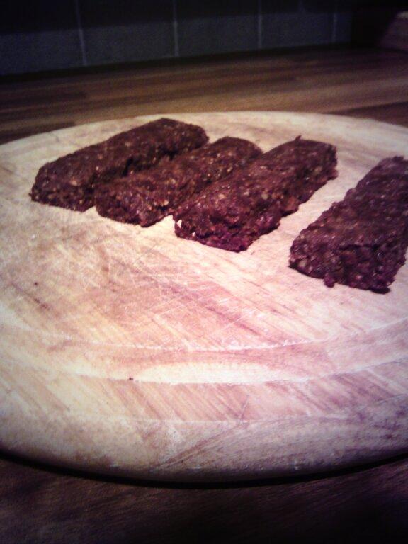 cheekybake's tweet photo. My 10 month old&amp;toddler couldn't get enough of these yummy fig, walnut &amp; cocoa bars. #Paleo #glutenfree #dairyfree http://t.co/eOO1tKYTBD