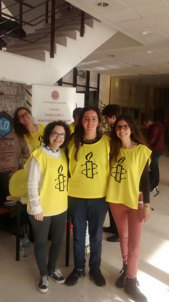 m_garciaortiz's tweet photo. Más Amnistía Internacional @amnistiaespana por la Universidad de Salamanca @usal #activistasDDHH http://t.co/riioQR5EZv