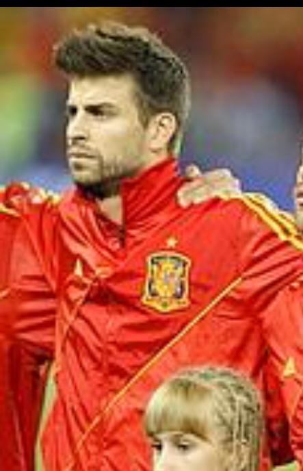 maitesevigadita's tweet photo. Q sigan convocando a este pa la selección q yo disfruto tela viendo como se tiene q tragá to tieso el himno d ESPAÑA http://t.co/skvObjSQaL