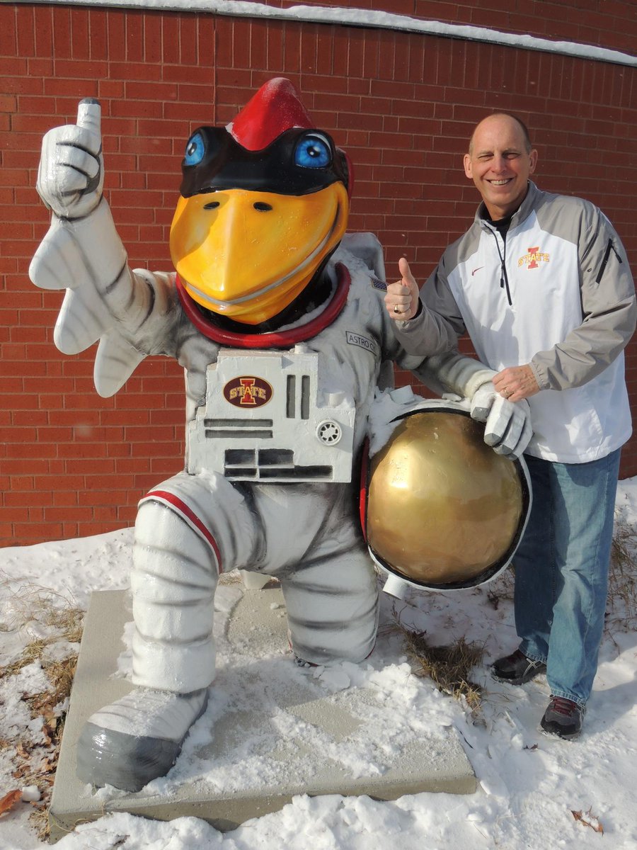 ISU_AERE's tweet photo. @Astro_Clay meets #AstroCy! http://t.co/PAXJ01h42b