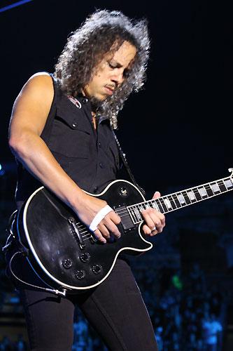 Happy Birthday to Kirk Hammett who turns 52 today! 