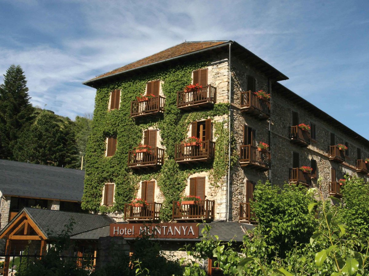 TimeandBonus's tweet image. ¡Olvídate de la rutina! Envoltura con bañera térmica, masaje anti estrés y circuito Spa. goo.gl/2QL8MA