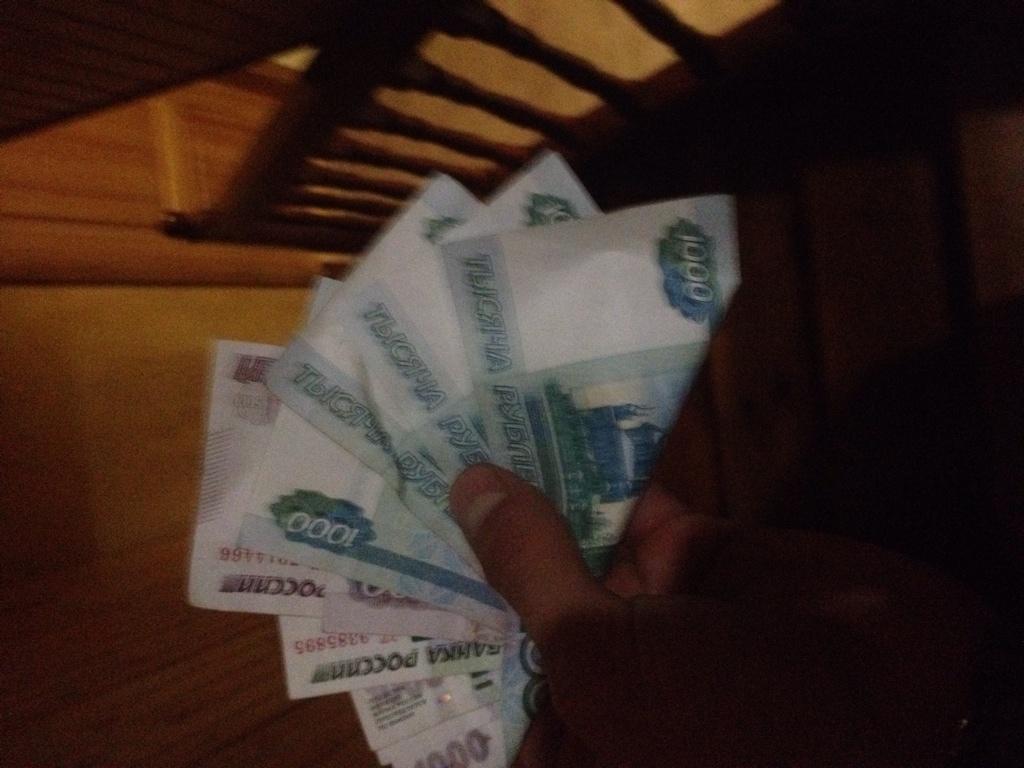 arzikulov1's tweet photo. Папины друзья бабок в дорогу тусанули👍😄 http://t.co/5waIj8gi3I