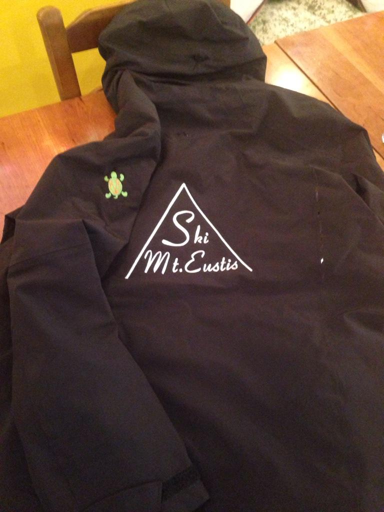 kylaMclark's tweet photo. Lunch time pow-wow. Rock, paper scissors for the new jacket @KJUSUSA @TurtleRidgeNH @MillerBode #mteustis #history http://t.co/dHPmPGzHJz