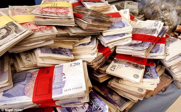 EdingaleVillage's tweet photo. The 'resident of Edingale' starter pack http://t.co/lZltVlrkb8